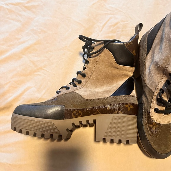 Louis Vuitton Desert Boots size 38 - Picture 6 of 7